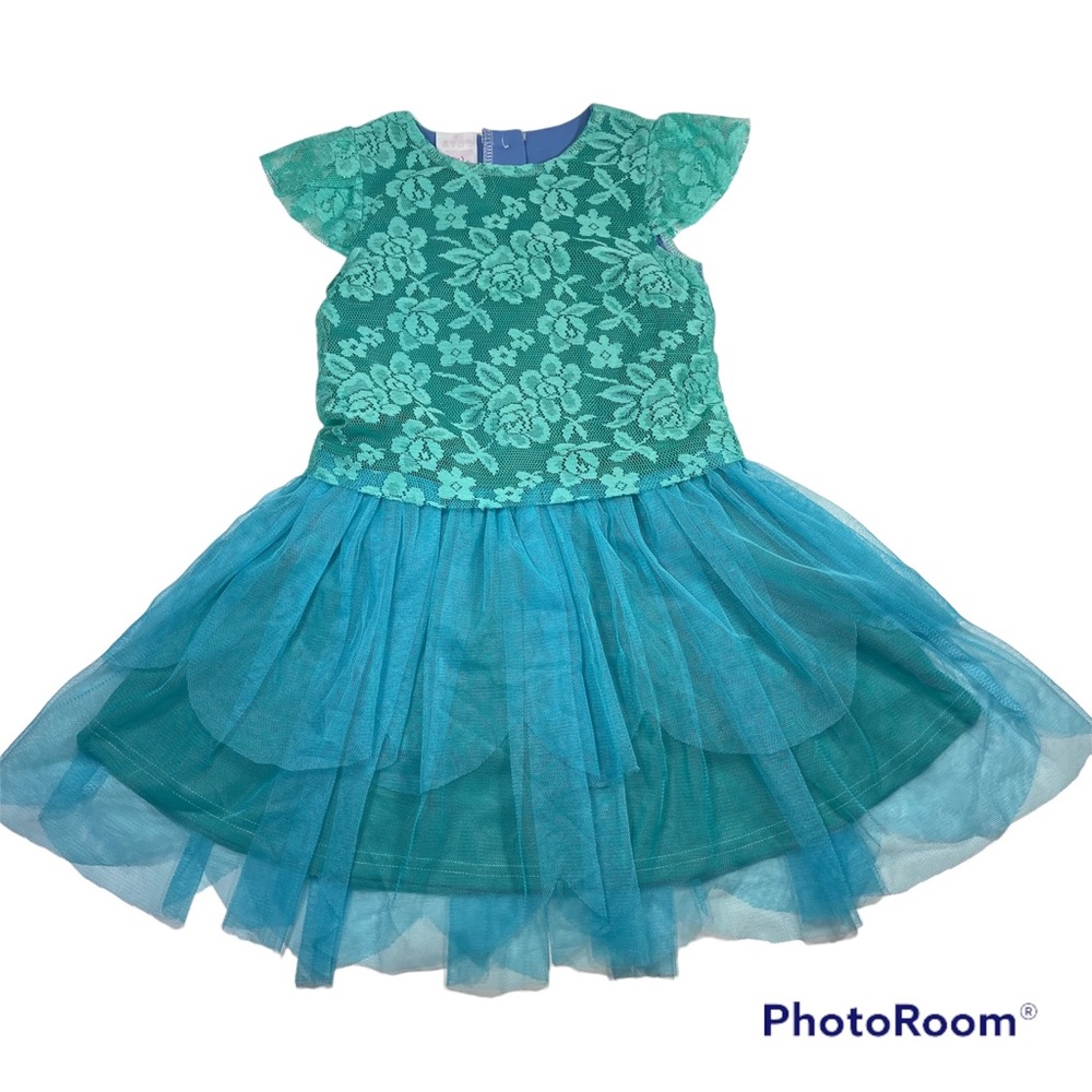 NWOT Beautiful Green Lace Dress With Blue Tulle Size 3T